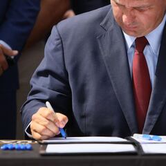 $1,000 Florida stimulus check for teachers and first responders: how to claim it