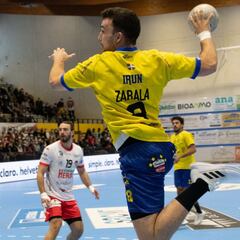 Una exhibición de Sierra brinda el triunfo al Bidasoa en Nava