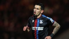 Daniel Muñoz marca y Crystal Palace avanza en FA Cup