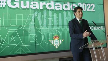 Ángel Haro, en la renovación de Guardado.