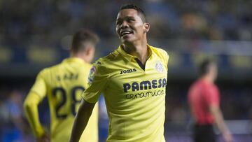 El delantero colombiano del Villarreal, Carlos Bacca, durante un partido.