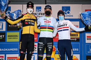 Van der Poel se queda solo: “¿Tiene sentido verlo?”