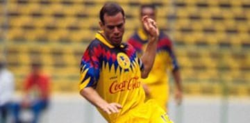 Delantero - Luis Roberto Alvés Zague - América 