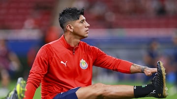 Alan Pulido of Guadalajara during the 15th round match between Guadalajara and Atlas as part of the Liga BBVA MX, Torneo Apertura 2025 at Jalisco, on October 25, 2025 in Guadalajara, Jalisco, Mexico.