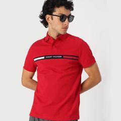 Tommy Hilfiger tiene en este polo ‘regular fit’ una propuesta que ha enamorado a los hombres más clásicos