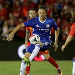 Un gol de Cahill da al Chelsea la victoria ante el Liverpool