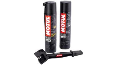 El ‘pack’ de limpiador y grasa para la cadena de la moto que arrasa