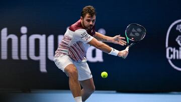 El tenista suizo Stan Wawrinka, durante su partido ante Roberto Bautista en el Torneo de Basilea.