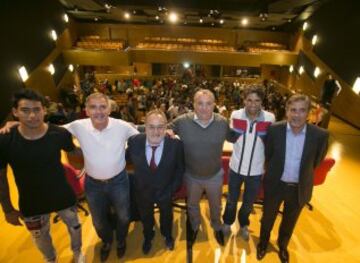 Sergio Araujo, Paco Herrera, Alfredo Relaño, Miguel Ángel Ramírez, Juan Carlos Valerón y Berdi Pérez.