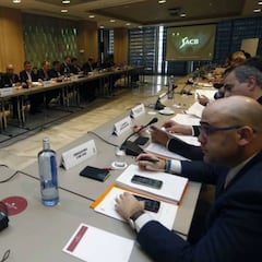 Imbroda gana la votación tras la detención de García, pero no tiene los votos suficientes