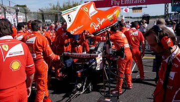 08/10/17 AUTOMOVILISMO FORMULA 1 SEBASTIAN VETTEL AVERIA EN SU COCHE FERRARI EN EL GRAN PREMIO GP DE JAPON CIRCUITO DE SUZUKA
 ENVIA.MANU.FRANCO.