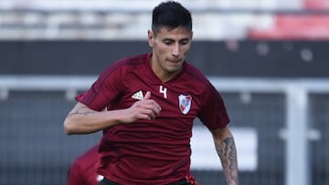 El lateral izquierdo de River se hizo estudios que determinaron que tiene una lesión en el isquiotibial izquierdo. Difícil que llegue al partido con Flamengo.