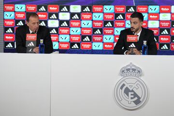 "Soy un jugador más físico, y la experiencia de haber jugado en ligas como Alemania e Inglaterra me ha hecho crecer como futbolista. He estado entre los mejores a nivel nacional. Estoy para lo que me pida el entrenador".