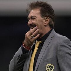 Ricardo La Volpe no se siente seguro en el banquillo del América