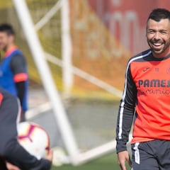 Javi Fuego podría facilitar la operación Moi Gómez
