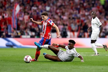 29/09/24 PARTIDO PRIMERA DIVISION 
ATLETICO DE MADRID - REAL MADRID 
JULIAN ALVAREZ AURELIEN TCHOUAMENI