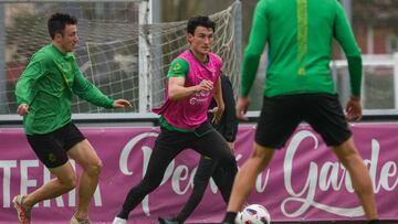 Saúl García y Juan Gutiérrez, del Racing.