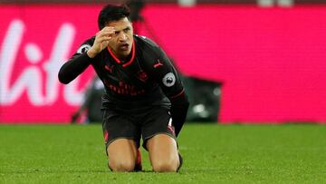 Leyenda de Arsenal: "Alexis ya marcó su tarjeta de salida"