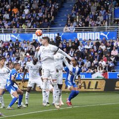 Valverde, siempre en el medio