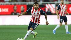 La posible alineación de Chivas para enfrentar a Atlas