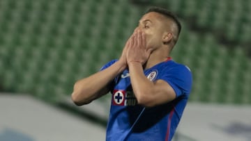 'Cabecita' Rodríguez sí rompió concentración de Cruz Azul para asistir a fiesta