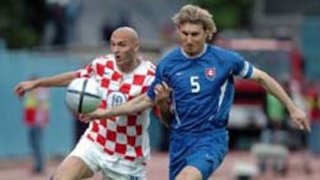 <b>COM UN BOXEADOR</b>. El ex jugador del Sevilla está ansioso por comenzar la competición.