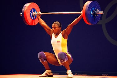 Entró para siempre en la historia del deporte nacional al ganar el primer Oro Olímpico para Colombia en Sídney 2000 en levantamiento de pesas. Su victoria marcó un antes y un después en el deporte nacional, especialmente para las mujeres. Además de sus títulos mundiales y panamericanos, abrió el camino para que el país se convirtiera en potencia en la halterofilia.