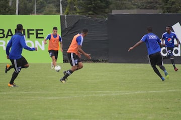 Los dirigidos por Jorge Luis Pinto se preparan para su primer partido de Liga Águila frente a Envigado. También presentaron sus cuatro nuevas caras.