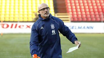 Luis de la Fuente en un entrenamiento de la selecci&oacute;n espa&ntilde;ola sub-21.
 