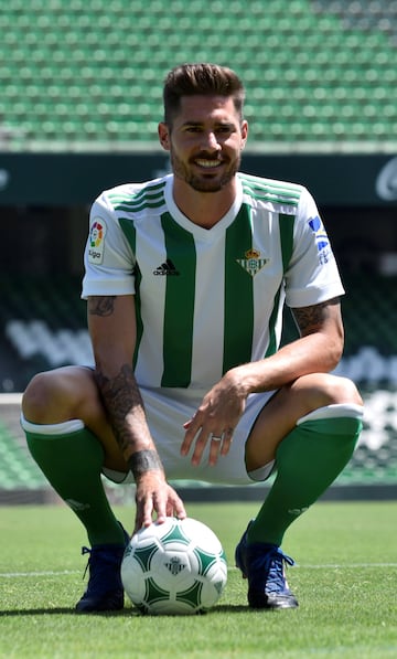 Fichó por el Betis en 2017, donde sigue defendiendo los colores del equipo bético