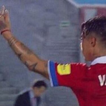 FIFA podría sancionar de oficio a Vargas por gesto en Uruguay