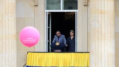 Colombia's President Gustavo Petro, flanked by First Lady Veronica Alcocer, delivers a statement about reforms that his government wants to carry out, during the May Day in Bogota, Colombia May 1, 2023. REUTERS/Luisa Gonzalez