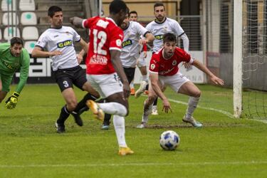 El Racing sigue en la carrera