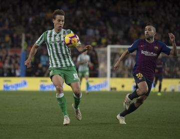 En 2018 ficha por el Betis donde sigue actualmente