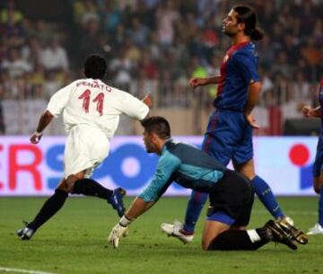 25 de agosto de 2006, final de la Supercopa de Europa entre el Sevilla y el Barcelona disputada en Mónaco. El Sevilla ganó por 0-3, Renato se encargó de abrir el marcador.