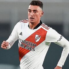 Suárez fue operado con éxito de su rodilla