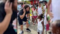 Carles Puyol alegra a más de 150 niños del Valle del Cauca