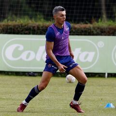 En imágenes el primer entrenamiento de Daniel Torres con DIM
