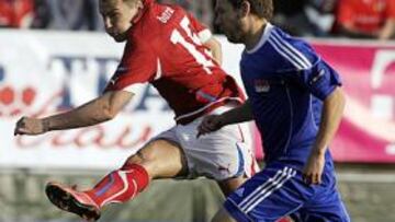 <b>GOL INICIAL. </b>Así marco Milan Baros el primer gol de los checos.