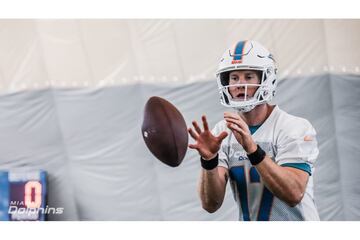 Así regresó Ryan Tannehill a los entrenamientos