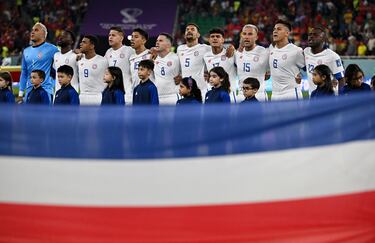Once inical de Costa Rica durante el Himno en el partido contra España del Mundial de Qatar 2022.