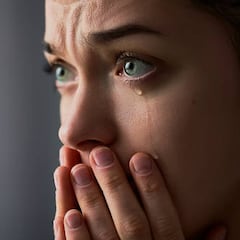 Si lloras con facilidad, la psicología dice que puedes tener estos rasgos comunes