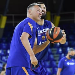 Primer entrenamiento al completo del nuevo Barça