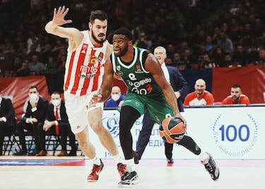 Es un elegido en 7ª posición del Draft NBA, algo que ocurrió hace seis años. Es, por lo tanto, joven: 25 años. Este americano nacido en Congo se labró una pequeña reputación en Denver durante tres años, pero enlazar dos etapas posteriores de un año cada una en Knicks y Jazz precipitó su caída. Es curioso porque en su penúltima temporada logró su mejor porcentaje en tiros de tres y en la última consiguió ese hito en los tiros de campo, con una diferencia de minutos importante de una a otra, lo que demuestra una capacidad de adaptación reseñable. Debería volver a la NBA en algún punto. Este verano estuvo en la liga de verano con los Trail Blazers, pero optó por probar en Europa para relanzar su trayectoria profesional. El Zalgiris de Kaunas, el equipo que le ha acogido, ha empezado la temporada de forma muy convulsa, con un cambio de entrenador tras sólo dos jornadas, y el papel de Mudiay será mirado con lupa ahora que le toca dar uno o dos pasos hacia delante en medio de tanta adversidad.  