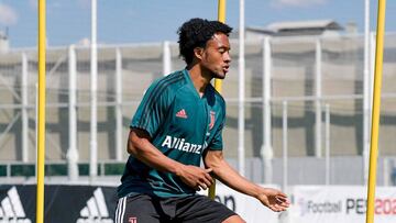 Juan Guillermo Cuadrado durante un entrenamiento con Juventus.