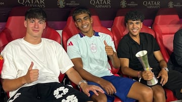 Aznou, encargado de intentar tapar a su amigo Yamal