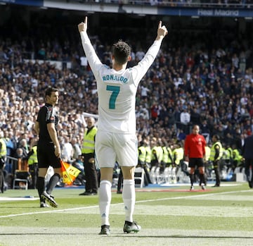 Más de un gol por partido en nueve años gloriosos en los que sumó cuatro Champions (metió el penalti decisivo al Atleti en Milán y un doblete a la Juve en Cardiff). Y ganó aquí cuatro Balones de Oro.