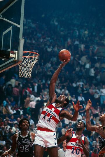 Elvin Hayes. Washington Bullets.