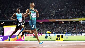 London (United Kingdom), 08/08/2017.- Wayde van Niekerk of South Africa wins the men's 400m final at the London 2017 IAAF World Championships in London, Britain, 08 August 2017. (Londres, Mundial de Atletismo, 400 metros, Sudáfrica) EFE/EPA/DIEGO AZUBEL