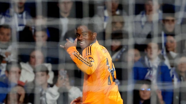 Endrick no deja pasar una